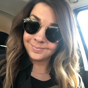 Meet your Posher, Natalie